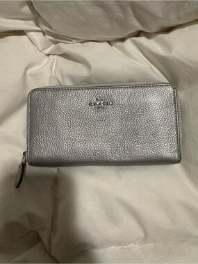 Coach Silver Saffiano Zip Wallet